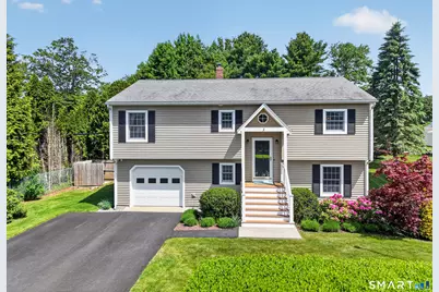 35 Bruggeman Place, Stonington, CT 06355 - Photo 1