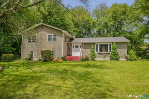 28 Adams Dr, Norwich, CT 06360 - Photo 1