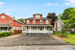 241 Oak St, Manchester, CT 06040 - Photo 1