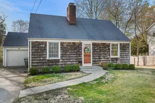 219 Hollow Tree Ridge Rd, Darien, CT 06820 - Photo 1