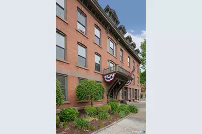 130 Main Street #2D, Canton, CT 06019 - Photo 1