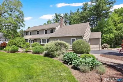 10 Hampshire Lane, Simsbury, CT 06070 - Photo 1