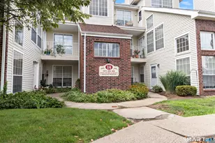 279 Carriage Crossing Ln, Middletown, CT 06457 - Photo 1