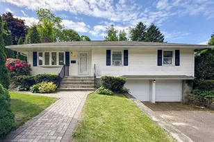 38 Fleetwood Dr, Waterbury, CT 06706 - Photo 1