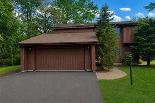 4 Ta'Agan Point Rd, Danbury, CT 06811 - Photo 1