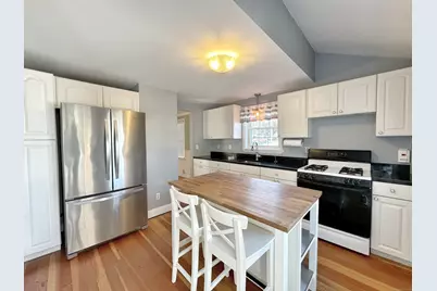 84 Sunnyridge Avenue, Fairfield, CT 06824 - Photo 1