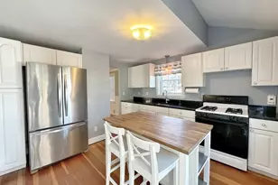 84 Sunnyridge Ave, Fairfield, CT 06824 - Photo 1