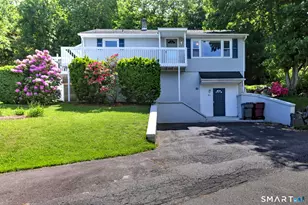 92 Melbourne Ct, Naugatuck, CT 06770 - Photo 1