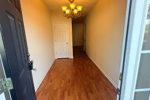 31 Nolan Cir, Manchester, CT 06042 - Photo 1