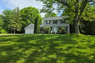 20 Courtland Dr, Shelton, CT 06484 - Photo 1