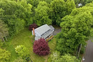 13 Juniper Rd, Bloomfield, CT 06002 - Photo 1