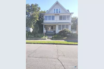 158 Scofield Avenue #3rd floor, Bridgeport, CT 06605 - Photo 1