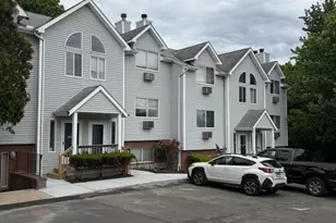 925 Oronoke Rd, Waterbury, CT 06708 - Photo 1