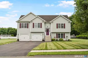 6 Meetinghouse Ln, Enfield, CT 06082 - Photo 1