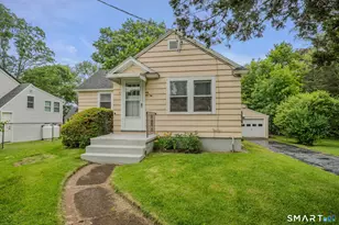 14 Tyler Pl, Waterford, CT 06375 - Photo 1