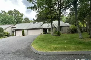18 Heritage Crest, Southbury, CT 06488 - Photo 1