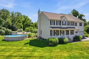 16 Sunview Dr, East Windsor, CT 06016 - Photo 1