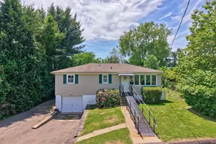 28 Vittorio St, Watertown, CT 06779 - Photo 1