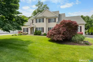 34 River Highlands Dr, Milford, CT 06461 - Photo 1