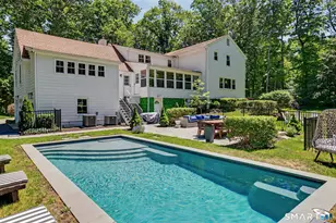 116 Mile Common, Easton, CT 06612 - Photo 1