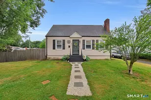 4 Robin Rd, Manchester, CT 06042 - Photo 1
