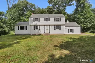 130 Barnsbee Ln, Coventry, CT 06238 - Photo 1