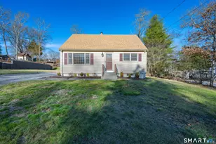 22 Oak Dr, North Stonington, CT 06359 - Photo 1