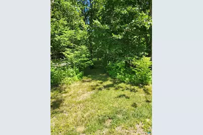 18 Westwood Drive, Canton, CT 06070 - Photo 1