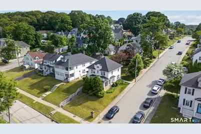 226 Broadway, Norwich, CT 06360 - Photo 1