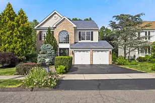 35 Lilac Ln, Danbury, CT 06810 - Photo 1