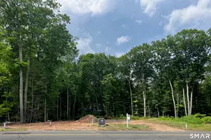 124 Hollister Dr, Avon, CT 06001 - Photo 1