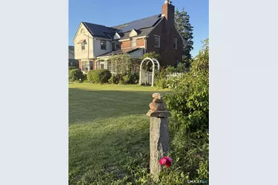 210 Ridge Road, Middletown, CT 06457 - Photo 1