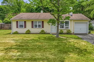 30 Van Horn Dr, East Haven, CT 06512 - Photo 1