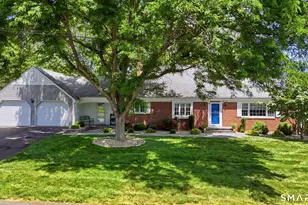 9 Pondside Dr, Wethersfield, CT 06109 - Photo 1
