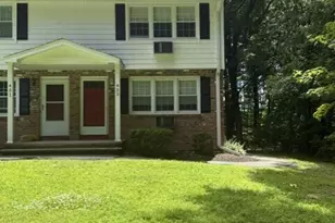 453 Robin Ct, Cheshire, CT 06410 - Photo 1