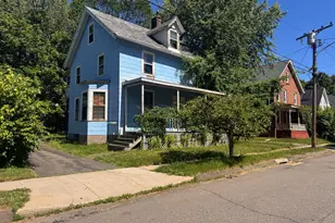 7 Evergreen Ave, Middletown, CT 06457 - Photo 1