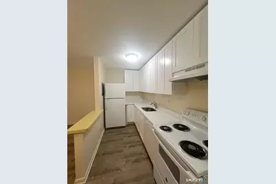 6-8 Hyatt Avenue #5, Norwalk, CT 06850 - Photo 1