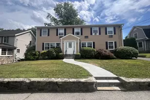 21 Leonard St, Stamford, CT 06906 - Photo 1