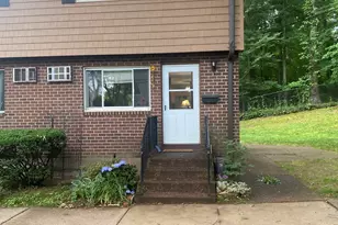 304 Green Rd, Manchester, CT 06042 - Photo 1