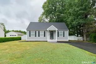 17 Edgewood St, Cromwell, CT 06416 - Photo 1