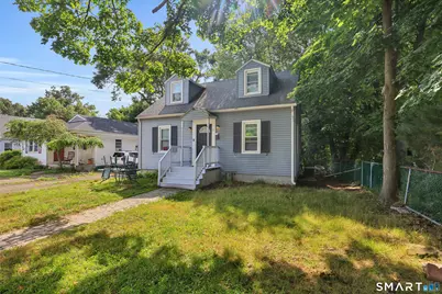 110 Hawthorne Street, Manchester, CT 06042 - Photo 1