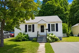 43 Essex St, Manchester, CT 06040 - Photo 1