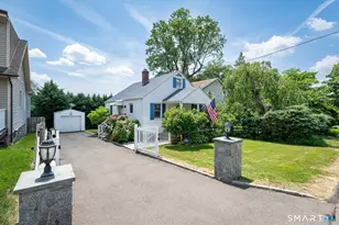 78 St Charles Ave, Stamford, CT 06907 - Photo 1