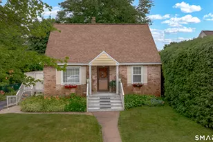 237 Alexander Ave, Waterbury, CT 06705 - Photo 1