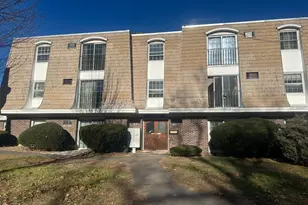 1170 Middle Turnpike W, Manchester, CT 06040 - Photo 1