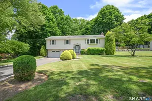 9 Crestwood Dr, Danbury, CT 06811 - Photo 1