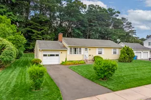 54 Woodhill Rd, Manchester, CT 06042 - Photo 1