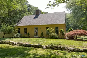 2 Pheasant Hill Ln, Old Saybrook, CT 06475 - Photo 1