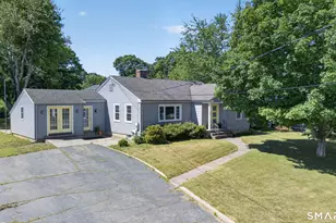 74 Palmer St, Stonington, CT 06379 - Photo 1