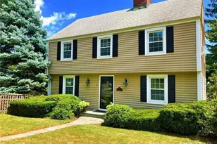 4 Paxton Rd, West Hartford, CT 06107 - Photo 1